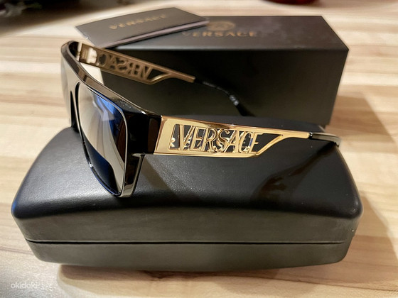 Versace päikeseprill. Versace солнечные очки. Новые!
