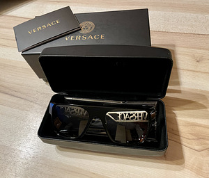 Versace päikeseprill. Versace päikeseprillid. Uus! (3 foto / 4)