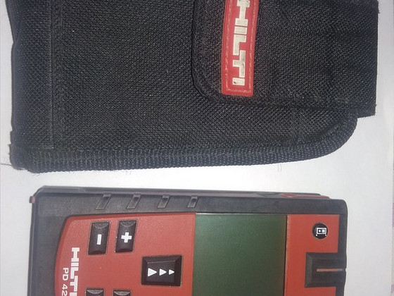 Лазерный измеритель hilti PD42