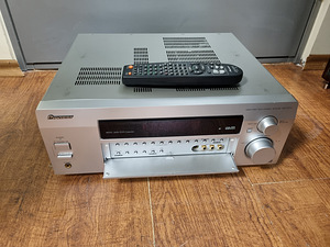 Pioneer VSX-D711 Многоканальный аудио-видео ресивер (2 фото из 3)