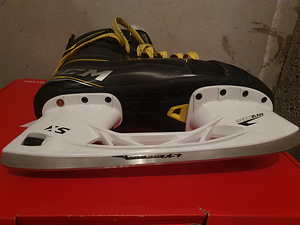 Müüa uisud CCM Super Tacks 9380. (8 foto / 9)