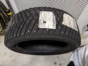 205/50R17 GOODYEAR UltraGrip Ice Arctic 93T - 1 tk (1 foto / 2)