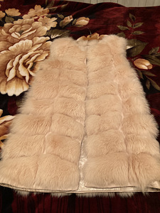 Меховой жилет. Karusnahast vest (3 фото из 8)