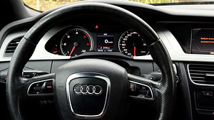 Audi a4 panoraamkatus (7 foto / 8)