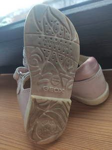 Сандалии Geox 24 (2 фото из 3)