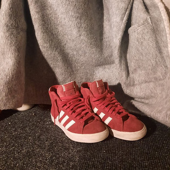 Adidase korvpallijalatsid suurus 40