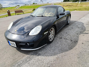 Porsche на продажу (2 фото из 7)
