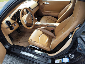Porsche на продажу (6 фото из 7)