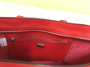 Сумка Guess (2 фото из 2)