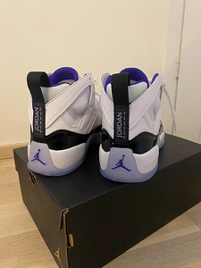 NIKE jordan uued 38,5 jumpman TWO tray (1 foto / 4)