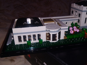 LEGO 21054 WHITE HOUSE (7 foto / 7)