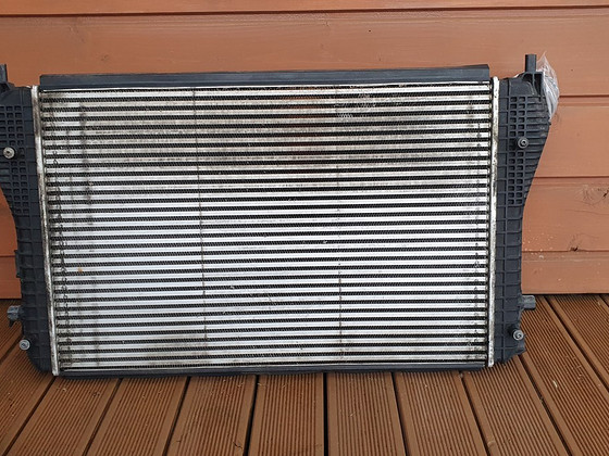 VW VAG Golf VI 2.0 TFSI intercooler vahejahuti OEM