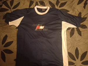 Spordi T-särk TOMMY HILFIGER (1 foto / 3)