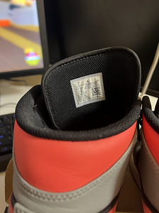 Nike Air Jordan 1 Retro Mid Shadow Grey Hot Punch Pink Black (4 foto / 5)