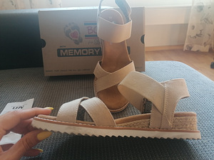 SKECHERS Foam memory sandaalid (1 foto / 6)