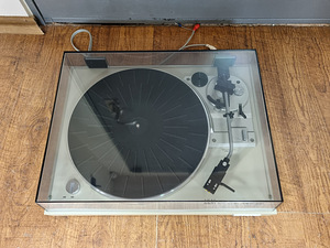 Akai AP-B20 Auto Return Turntable (1 foto / 6)
