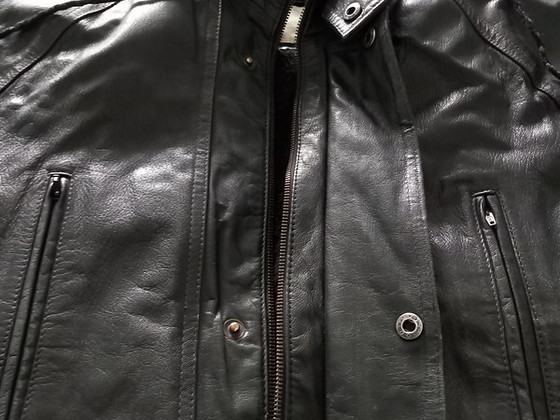 Polsterdatud nahkjakk XL