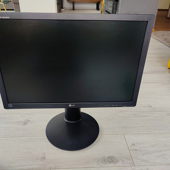 Монитор LG 22" W2242PE