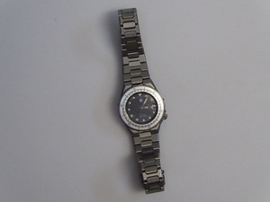Женские часы Quartz (2 фото из 4)