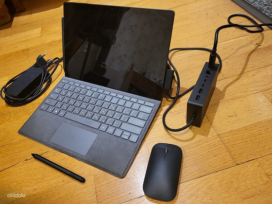 Компьютер Microsoft Surface Pro 7 + перо Surface