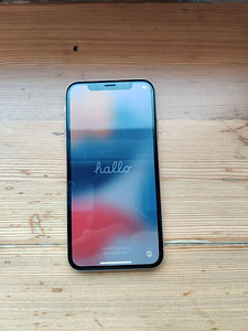 iPhone 10 64гб (1 фото из 3)