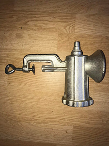 Väärtuslik Vana Hakklihamasin (1 foto / 3)