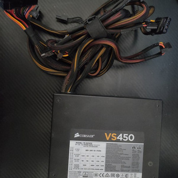 Corsair VS450 toiteallikas