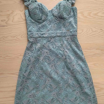 Платье ((Guess)