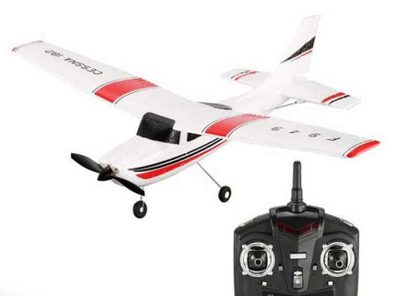 Raadio teel juhitav lennuk Cessna 182