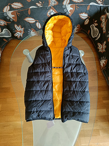 Hugo Boss vest (3 foto / 3)