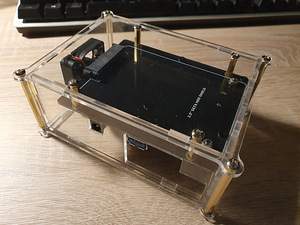 Raspberry Pi X820 SSD/HDD laiendusplaat (8 foto / 8)