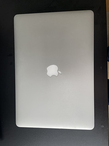 Apple Macbook Pro Retina 512GB/16GB (15'4 inc, 2015) (2 foto / 5)