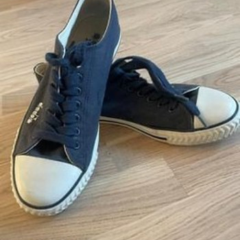 Теннисные туфли S43