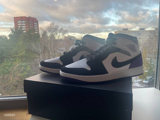 Nike AIR JORDAN 1 MID SE