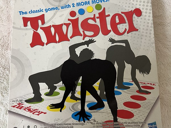 TWISTER mäng