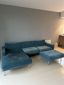 Bo Concept diivan Carlton koos tumbaga (1 foto / 4)