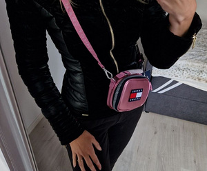 Tommy hilfiger vaike kott (2 foto / 3)