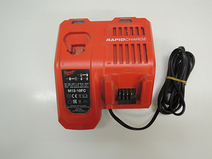 Lööktrell-kruvikeeraja Milwaukee M18 CPD + laadija (7 foto / 7)