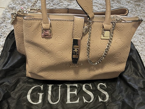 Guess оригинал