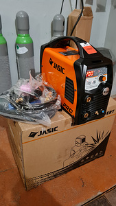 Jasic tig-200p acdc (2 фото из 10)
