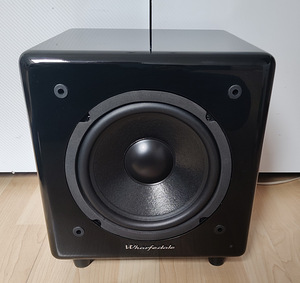 Aktiiv-subwoofer (1 foto / 10)