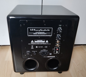 Aktiiv-subwoofer (3 foto / 10)