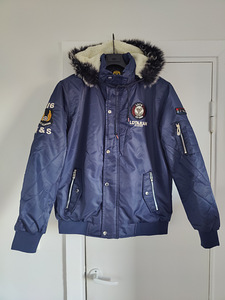 Meeste jopp sooja karvaga kapuutsiga (1 foto / 4)