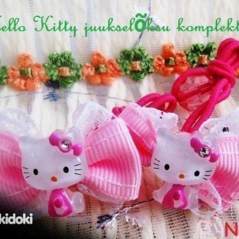 Hello Kitty juuksekummid