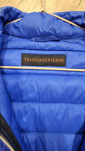 Осенняя Весенняя куртка пуховик Trussardi размер S (2 фото из 5)