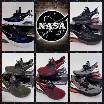 Кроссовки NASA
