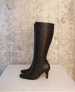 MEXX nahast saapad. Suurus 37. Sisetald 24,5cm (1 foto / 9)