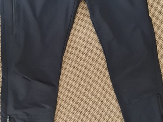 Vabaaja/matka püksid.