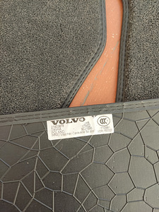 Matid Volvo XC60 (1 foto / 2)