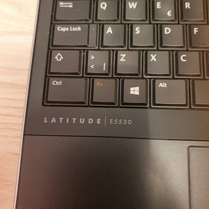 Sülearvuti DELL LATITUDE E5530, ekraan 15,6" (2 foto / 3)